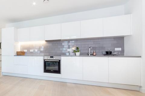 1 bedroom apartment for sale, Windlass House, Royal Wharf, E16