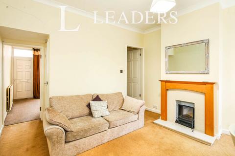 1 bedroom terraced house to rent, Thistleberry Avenue, Newcastle, ST5