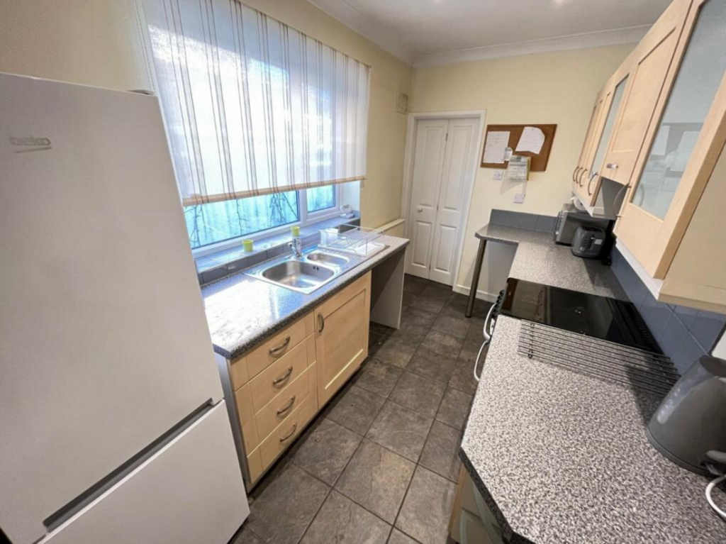 Kitchen 2
