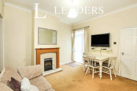 1 bedroom terraced house to rent, Thistleberry Avenue, Newcastle, ST5