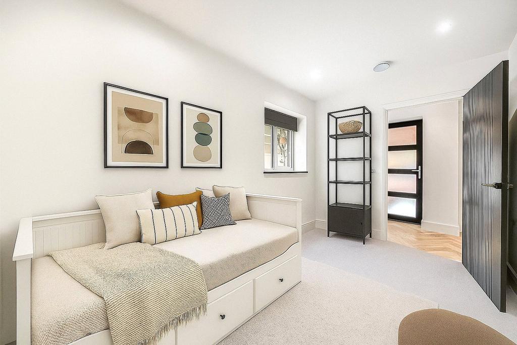 Home Office/Bed 5