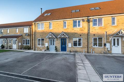 3 bedroom semi-detached house for sale, Blackthorn Close, Selby