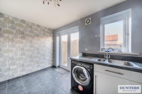 3 bedroom semi-detached house for sale, Blackthorn Close, Selby