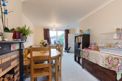 4 bedroom semi-detached house for sale, Days Lane, Sidcup, DA15