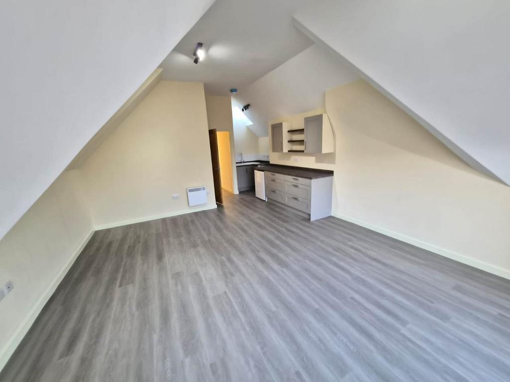 Flat 7 (4)
