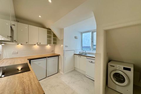 2 bedroom flat to rent, 13A Burrard Street, St Helier