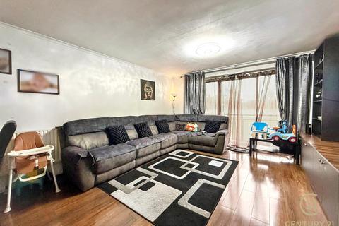 2 bedroom flat for sale, Wheatlands, HOUNSLOW TW5
