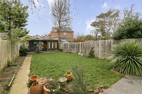 4 bedroom semi-detached house for sale, Garth Close, Kingston Upon Thames KT2