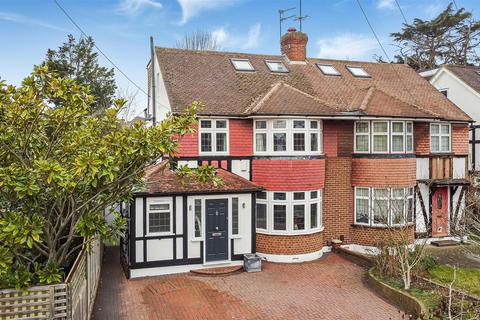 undefined, Garth Close, Kingston Upon Thames KT2