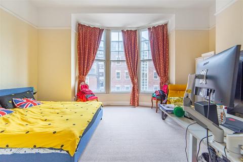 3 bedroom maisonette to rent, St. Nicholas Churchyard, Newcastle Upon Tyne