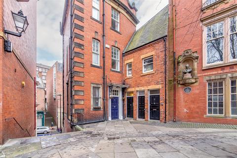 undefined, St. Nicholas Churchyard, Newcastle Upon Tyne