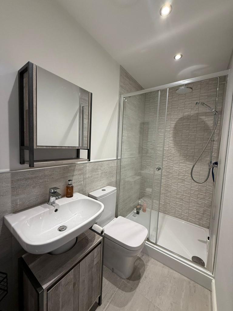6 Wintergreen Drive, Dumfries, DG1 3 WE - Braidwood