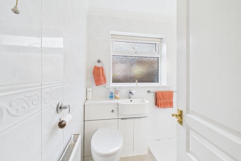 2 bedroom detached bungalow for sale, 2 Hall Close, Nafferton, Driffield, YO25 4JN