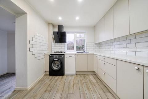 undefined, Palmer Avenue,  Aylesbury,  HP19