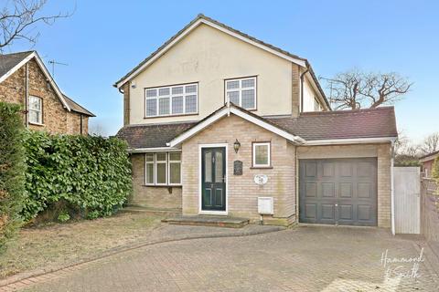 4 bedroom detached house for sale, High Road, Epping CM16