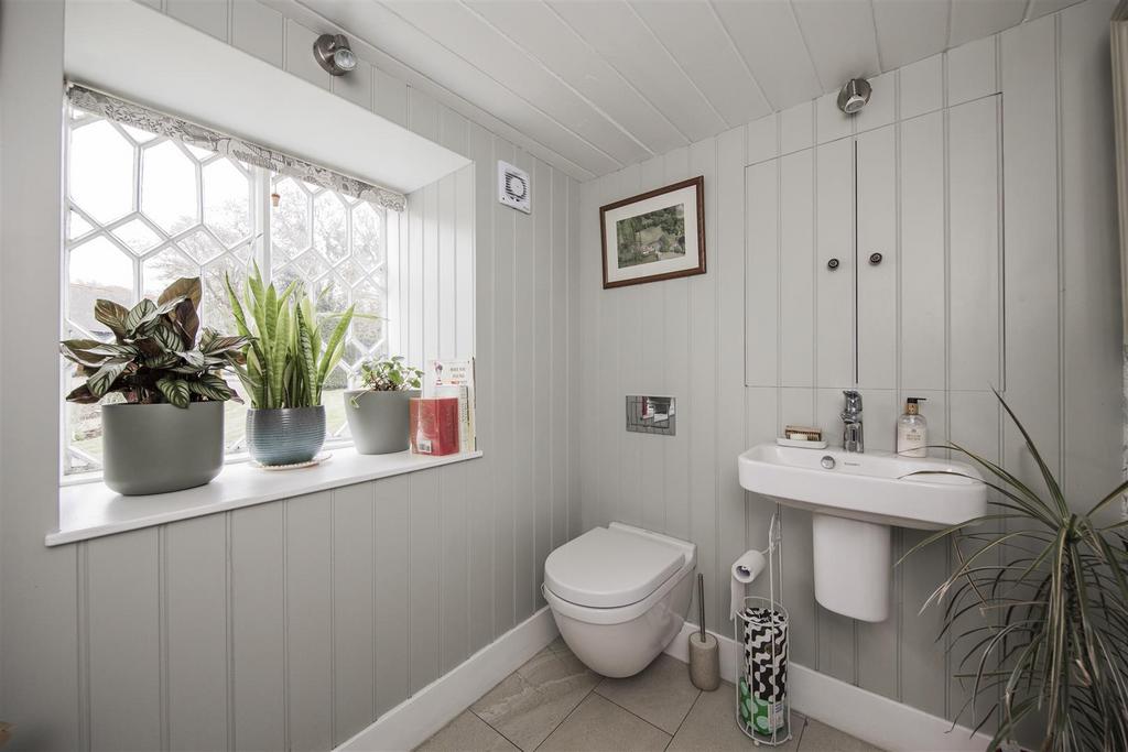 Downstairs Cloakroom