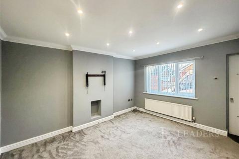 4 bedroom semi-detached house to rent, Breeze Mount Court, Stainforth, DN7