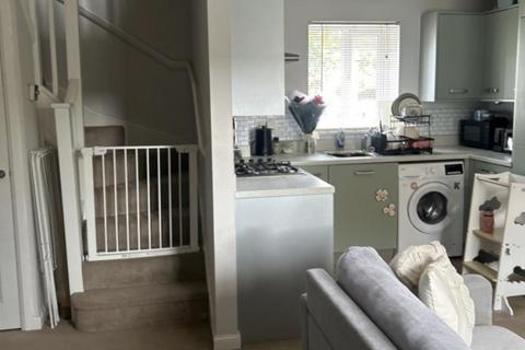 2 bedroom terraced house to rent, Swangrove Gardens, Gloucester GL4