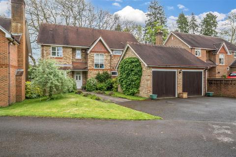 5 bedroom detached house for sale, Childerstone Close, Liphook
