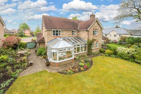 5 bedroom detached house for sale, Childerstone Close, Liphook