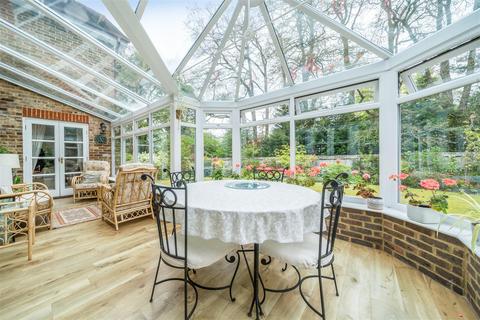 5 bedroom detached house for sale, Childerstone Close, Liphook