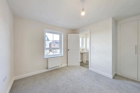 3 bedroom end of terrace house to rent, Cramlington NE23