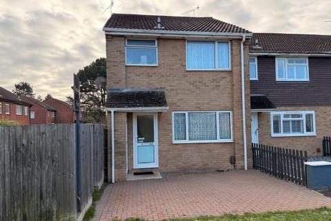 3 bedroom end of terrace house for sale, Redhoave Road, Canford Heath, Poole