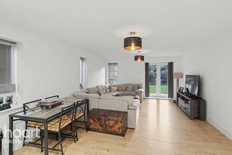 2 bedroom apartment to rent, Croham Road, SOUTH CROYDON