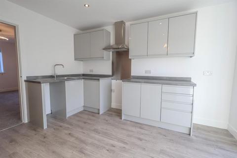 2 bedroom semi-detached house to rent, New Lords Court, Lords Lane, Studley