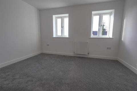 2 bedroom semi-detached house to rent, New Lords Court, Lords Lane, Studley