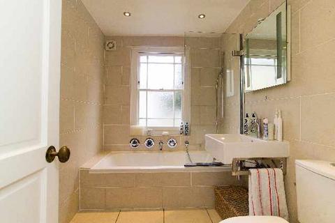 3 bedroom semi-detached house to rent, Guildford Grove Greenwich SE10