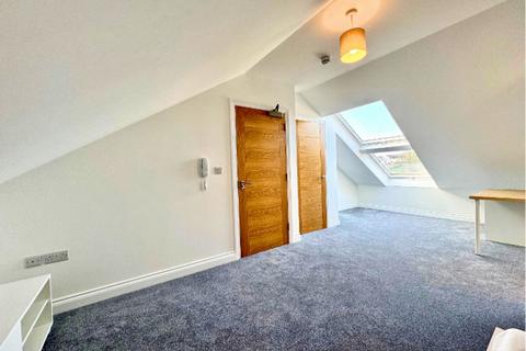 1 bedroom in a house share to rent, Newton Road, Kingskerswell, TQ12