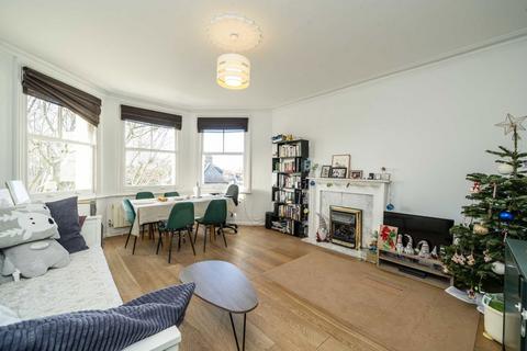 2 bedroom flat to rent, Spencer Road, London W4