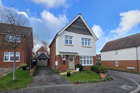 3 bedroom detached house for sale - Blackmore Avenue, Bideford