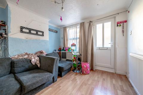 3 bedroom terraced house for sale, Raglan Street, Lowestoft