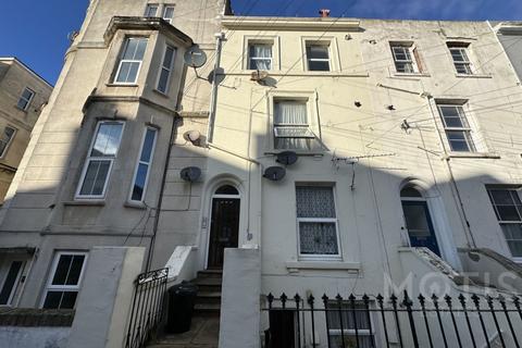 1 bedroom flat to rent, Victoria Grove, Folkestone, CT20
