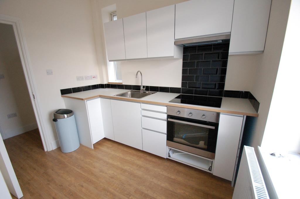 1 bed flat to rent Sunny Gardens, Hendon NW1