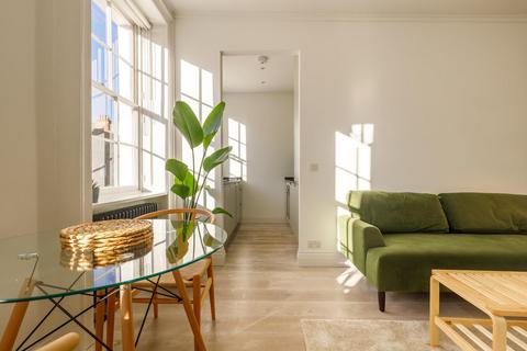 1 bedroom apartment to rent, Fitzroy Street, London W1T