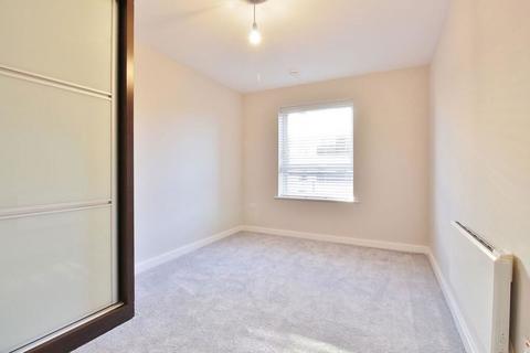 1 bedroom apartment for sale, Lanadron Close, Isleworth, Middlesex, TW7 5GB
