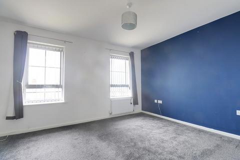 2 bedroom semi-detached house to rent, Blue Coat Drive, Dudley DY2