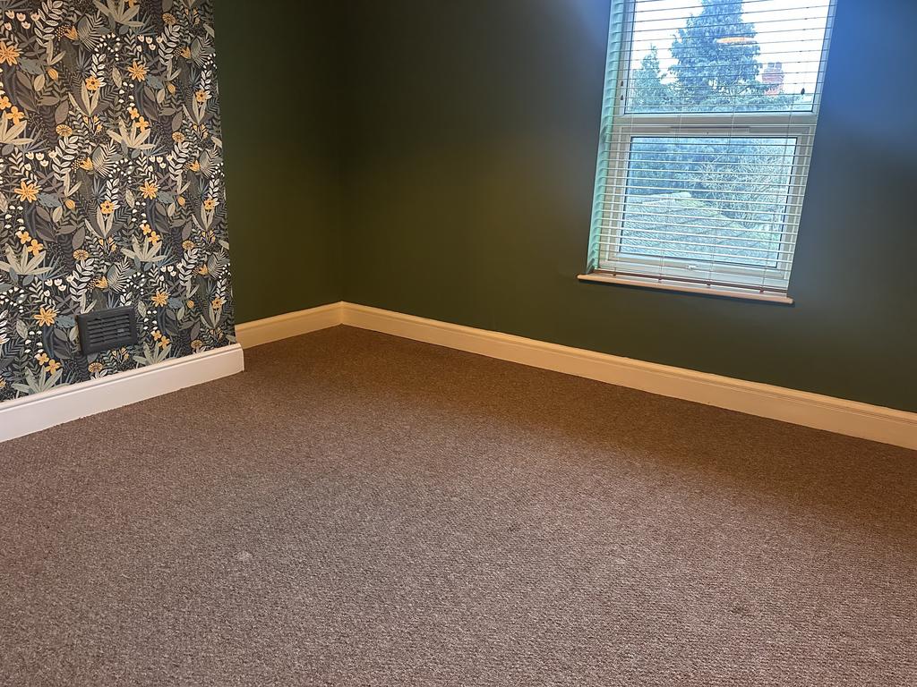 77 St Catherines Gro