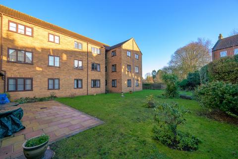 1 bedroom flat for sale, Willoughby Road, Boston, PE21