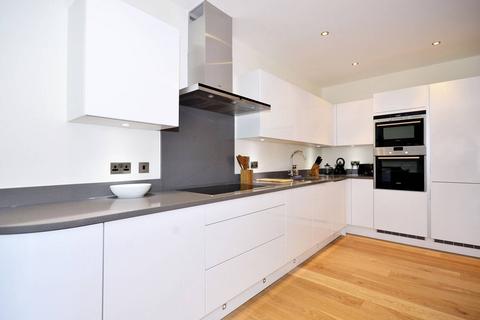 2 bedroom flat to rent, Mill Lane, West Hampstead, London, NW6