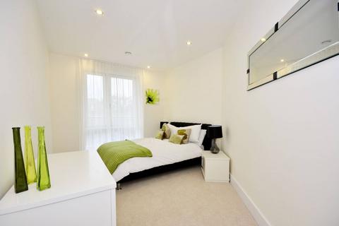2 bedroom flat to rent, Mill Lane, West Hampstead, London, NW6
