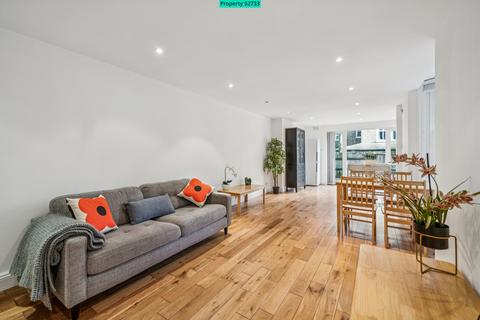 2 bedroom flat to rent, Helix Road, London, SW2 2JR