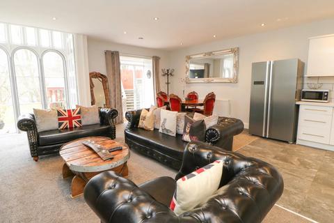3 bedroom apartment to rent, The Castle, Bishop Auckland DL13