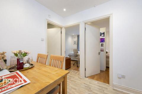 3 bedroom apartment to rent, Holloway Road, LONDON