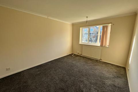 2 bedroom semi-detached bungalow to rent, Wigston Road, Coventry CV2