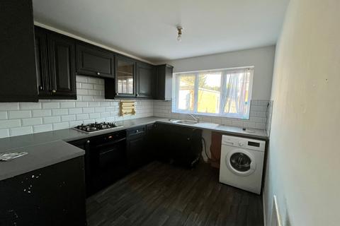 2 bedroom semi-detached bungalow to rent, Wigston Road, Coventry CV2