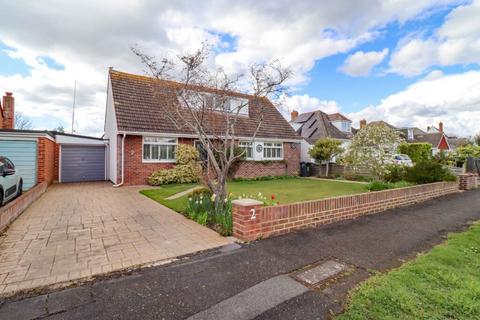 3 bedroom detached bungalow for sale, St Thomas Avenue, Hayling Island